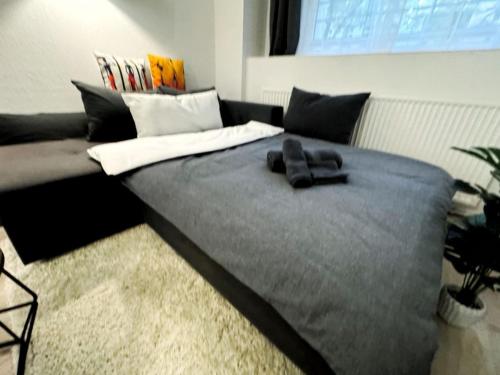 HolidayHome Apartments I Spacious Private Room in Heart of Berlin - image 5