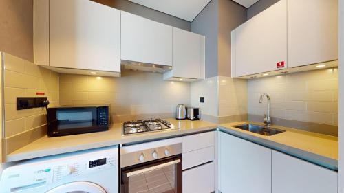 Locations I Creek Vistas Reserve I Luxury Calm 1BR I 12 Min Drive to Downtown Dubai & Business Bay I Modern Comfort in Meydan Community, Dubai (Foto 10)