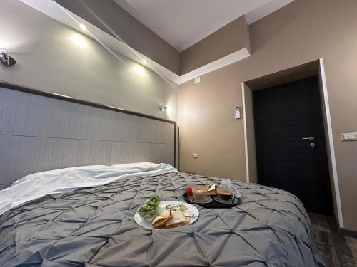 Candia Rooms - image 11