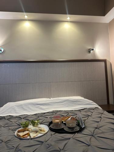 Candia Rooms - image 12