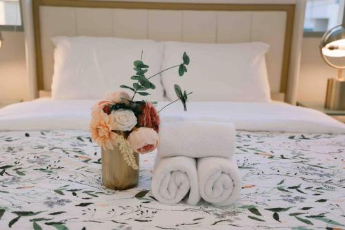 Jies Choice Decent 2b2b Suite 15 mins to DT unit C in Alhambra, USA