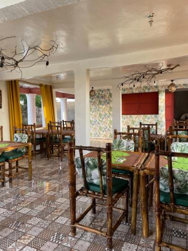 Restoran, Alhasia Ecoville Jambur Gambia in Yundum