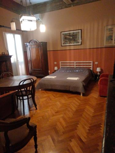 SAN PETRONIO ROOM AND SUITE Rooms - by BOLOGNACENTRO LuxuryH, Bologne (photo 6)