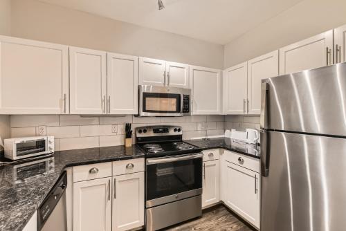 Crest At Midtown 1413 L 1 Bedroom 1 Bathroom in SoNo District