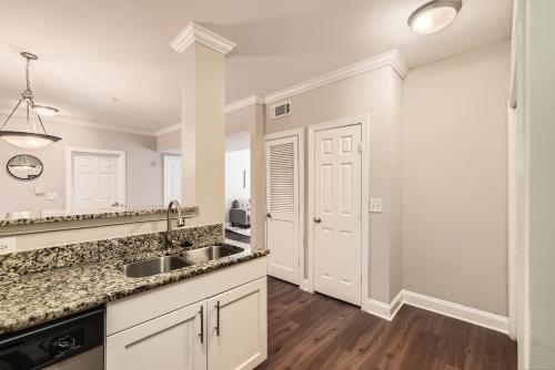 Crest At Midtown 3501 L 2 Bedroom 2 Bathroom in SoNo District