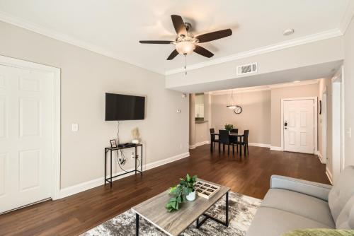 Crest At Midtown 3501 L 2 Bedroom 2 Bathroom in SoNo District