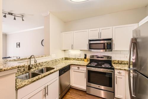 Crest At Midtown 4505 L 1 Bedroom 1 Bathroom in Atlanta, USA