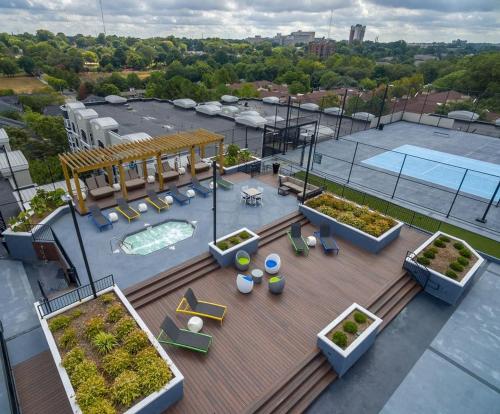 Crest at Midtown 4209 l 1 Bedroom 1 Bathroom in SoNo District