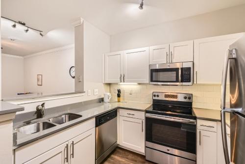 Crest At Midtown 4209 L 1 Bedroom 1 Bathroom in Atlanta, USA