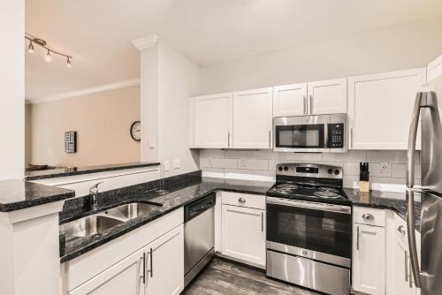 Crest At Midtown 4218 L 1 Bedroom 1 Bathroom in Atlanta, USA