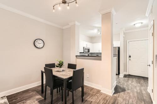 Crest At Midtown 4218 L 1 Bedroom 1 Bathroom in Atlanta, USA