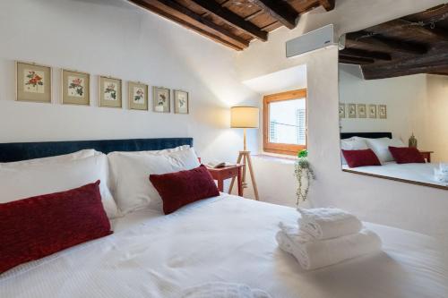 Costa San Giorgio, 65 - Gemma Incastonata a pochi passi da Ponte Vecchio, Florence