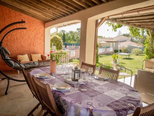 View, Villa Nycou near La Bastide du Clos des Roses