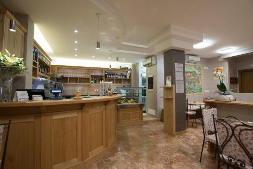 Hotel Italia - image 10