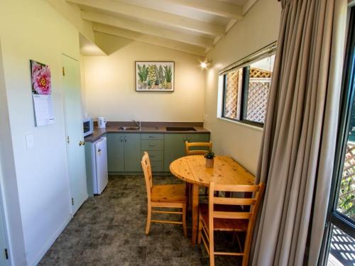 Marahau Riverside cottages in Marahau