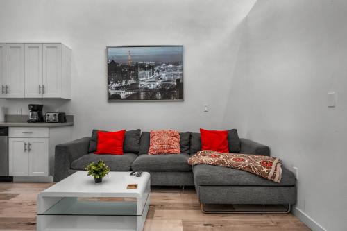 New 1 Bedroom Loft with View of Hollywood Sign, Los Angeles (fotografie 3)
