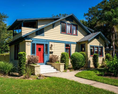 The Historic Kirby House, downtown Mount Dora in Mount Dora, Vereinigte Staaten von Amerika