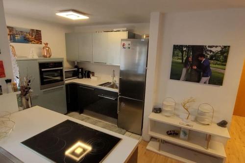 Κουζίνα, Unique Munich Apartment in Ουντεράχινγκ