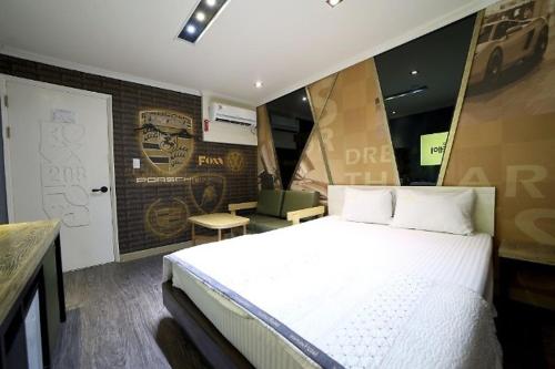 photo1