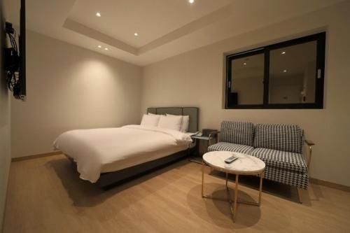 photo2