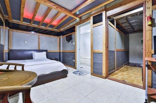 photo2