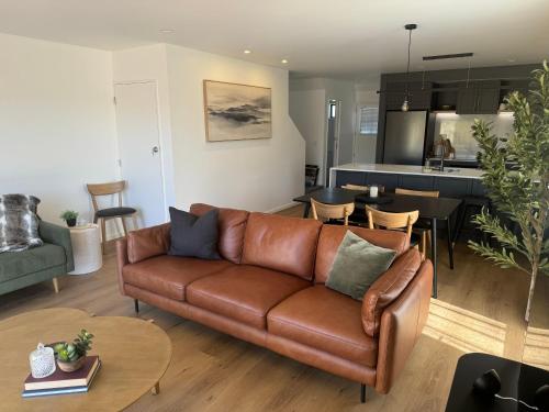 . The Kings Domain, DUKE - Luxurious townhouse in the CBD!