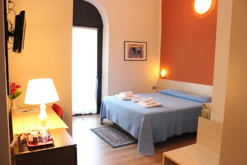 โฮเทล ยูโรปา (hotel europa) in เซสโต ซาน โจวานนี่