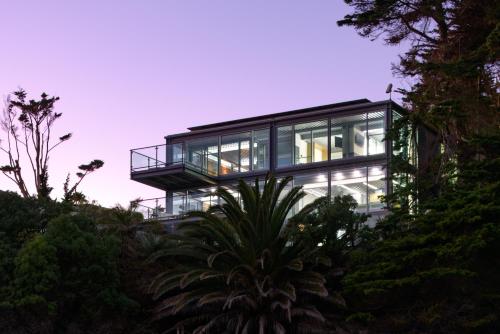 Beachfront Villa Broad Beach Direct Beach Access in Malibu, USA