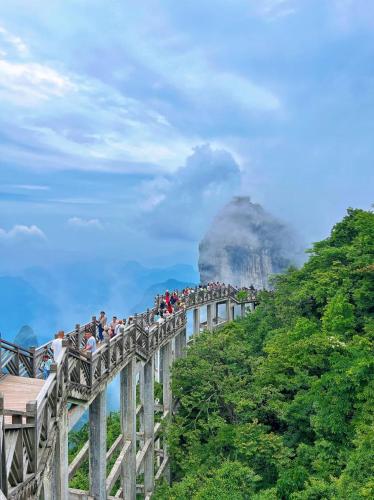 Anya Hotel -Next to Jiefang West Bar Street 2 minutes to the subway station free coffee free laundry free gym, huge windows Anya Hotel -Next to Jiefang West Bar Street 2 minutes to the subway station free coffee free laundry free gym, huge windows