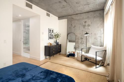 Two-Bedroom Apartment image 5