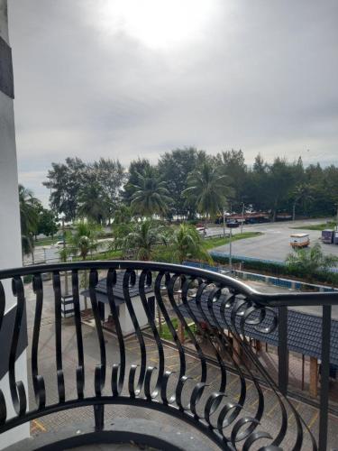 ระเบียง/ชานเรือน, Inap Desa Chempaka, Golden Straits Villa in กัมปุงบากันปีนัง