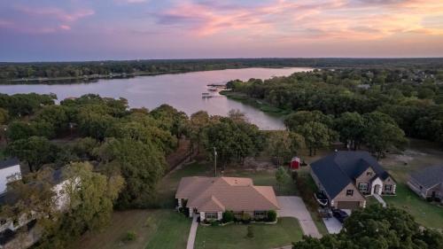 Lakefront Serenity Escape on Lake Tawakoni in Quinlan