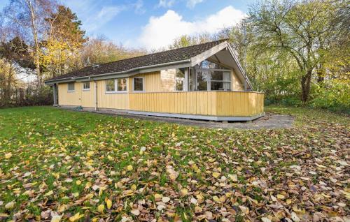 Beach Front Home In Føllenslev With Sauna · Snertinge