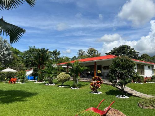 Alojamiento finca La Faraona en Restrepo Meta