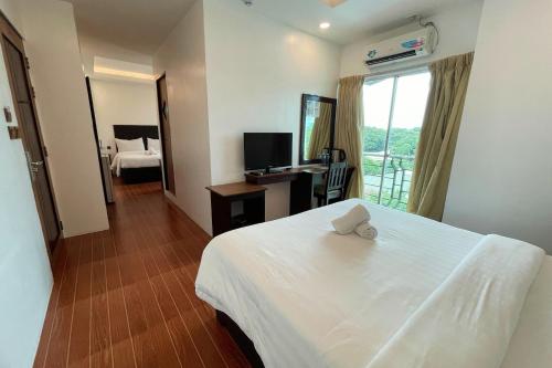 Diamond Spring Hotel Angeles Room Type - Deluxe Twin Room