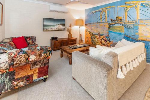 Van Gogh - Location Location Location