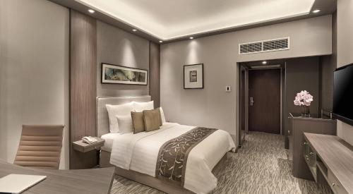 Club Room with Free Wi-Fi image 2