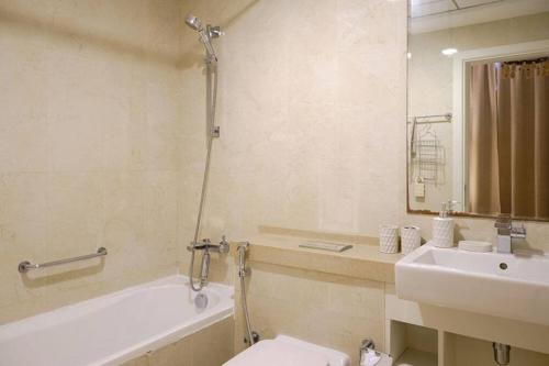 Modern 1-Bedroom In Dubai Marina Botanica Tower, Dubai (foto 6)