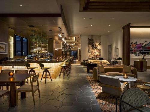 바/라운지, Thompson Palm Springs By Hyatt in 팜 스프링 시티 센터