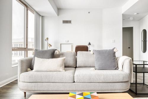 Kendall Sq 1BR w Gym Concierge nr MIT BOS-592 in Boston, USA