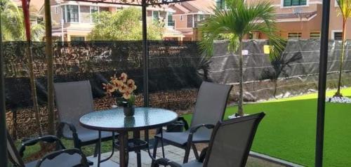 Al Baraqah Baiti Homestay Melaka with Garden Pool Al Baraqah Baiti Homestay Melaka with Garden Pool