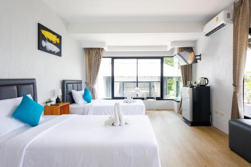 room detail thumbnail 0