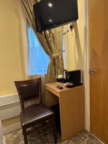 The Shoreditch Inn - image 12