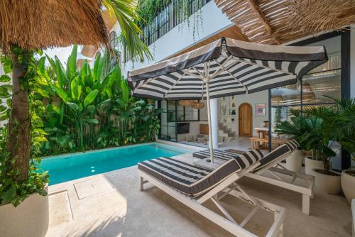 Saposan Villa Complex