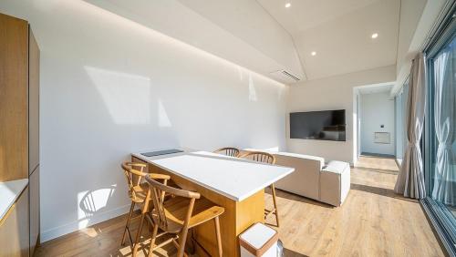 Taean Oaten Pool Villa in Anmyeon-eup