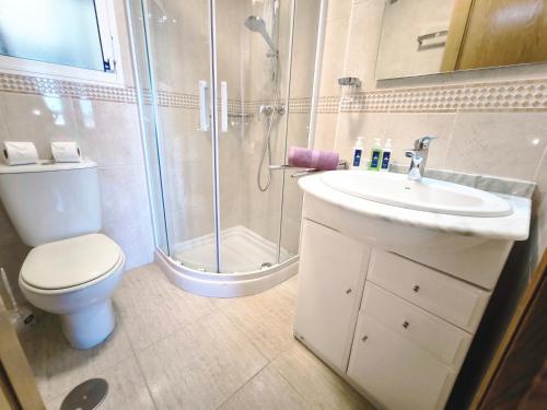 Central Apartment Beach - image 4