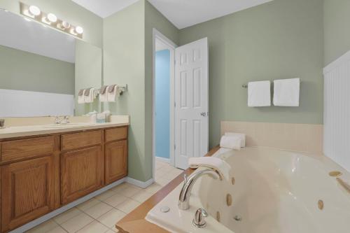 110 Pointes North Inn - main image