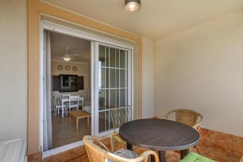 Las Arenas by Ĥ - Playa de los Haraganes HLHA61P58