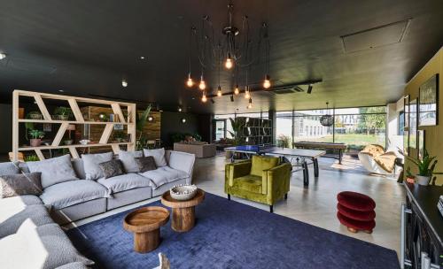 共用Lounge/電視區, Nottingham Two in 拉德福德