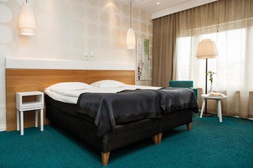 1 queen bed